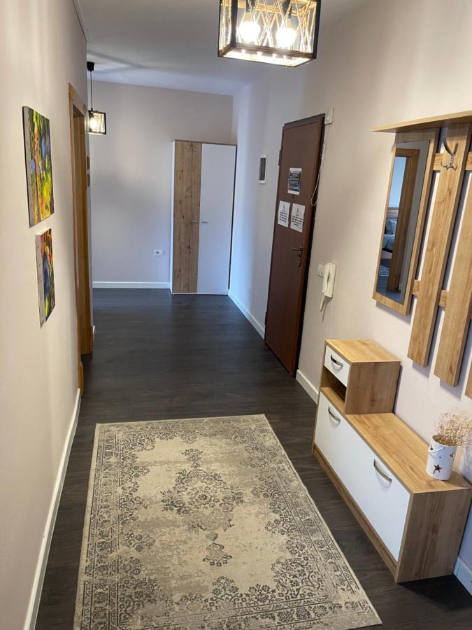 Pedestrian Street Center Apartment Shkodër Exterior foto
