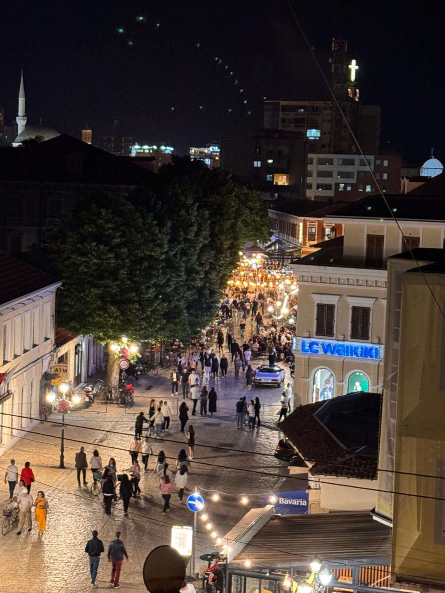 Pedestrian Street Center Apartment Shkodër Exterior foto